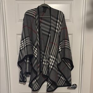 V. FRAAS Gray and Red Plaid Poncho